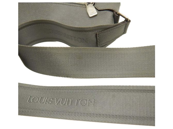 Louis Vuitton Grigio Taiga Sasha Marrone - vista 19
