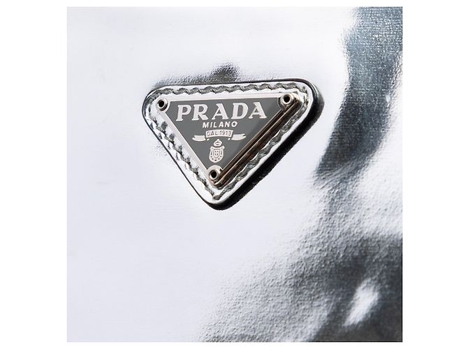 Borsa a tracolla Cleo in pelle Spazzolato argento Prada - vista 5