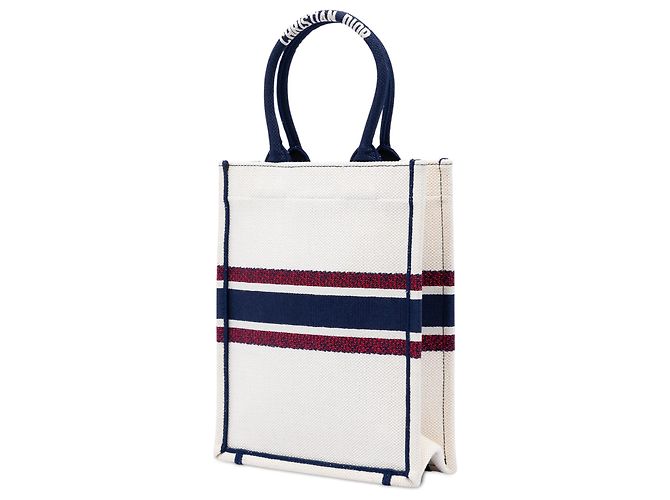 Dior Vertical Book Tote aus weißer bestickter Canvas I Love Paris - Ansicht 2