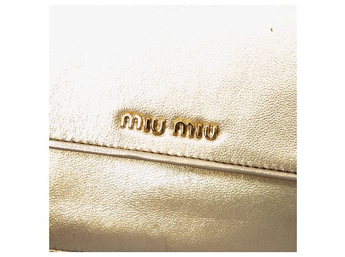 Miu Miu Metallic Leder Top Handle Wallet Bag in Gold Golden - Ansicht 5