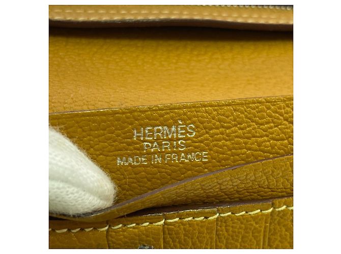 Cartera compacta de dos pliegues Hermès Bearn Beige - vista 15