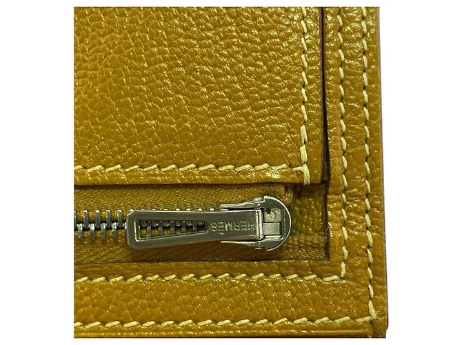 Cartera compacta de dos pliegues Hermès Bearn Beige - vista 7