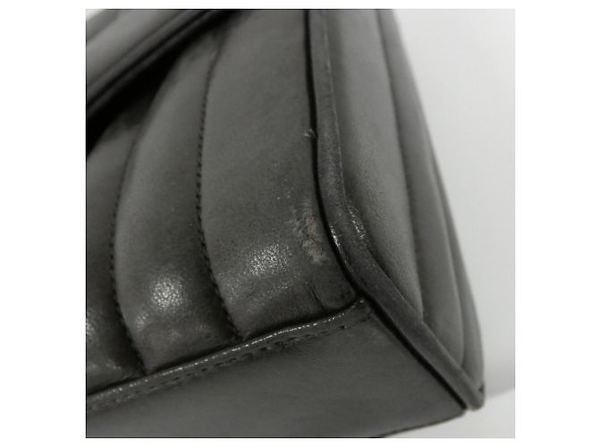 Borsa a tracolla Chanel in pelle nera Nero - vista 3