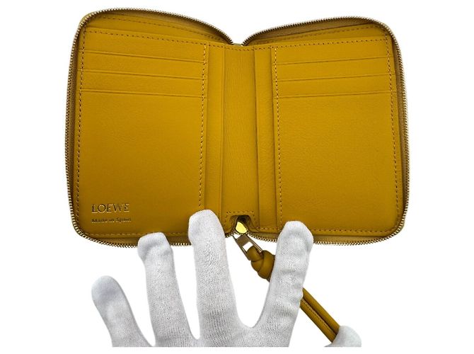 Cartera compacta con cremallera Loewe Knot Amarillo - vista 7