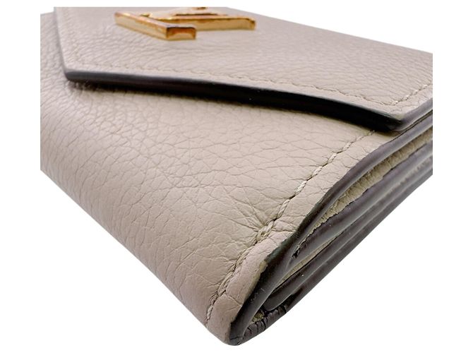 Mini billetera tríptico beige Louis Vuitton - vista 4