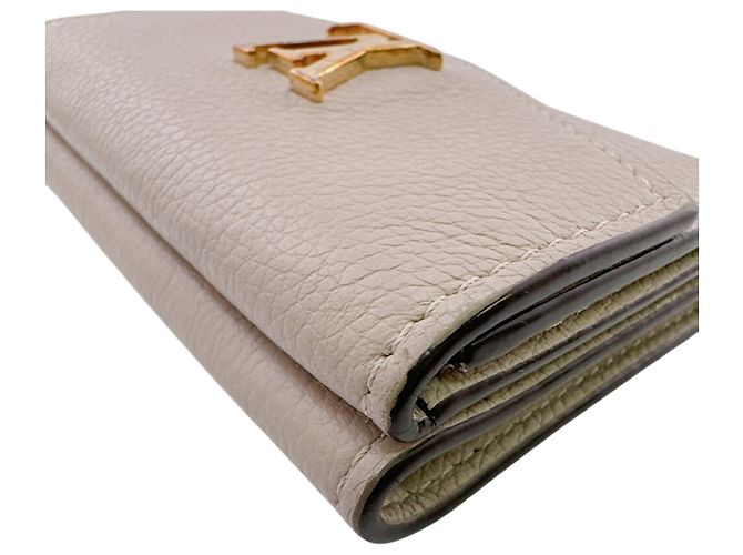 Mini billetera tríptico beige Louis Vuitton - vista 6