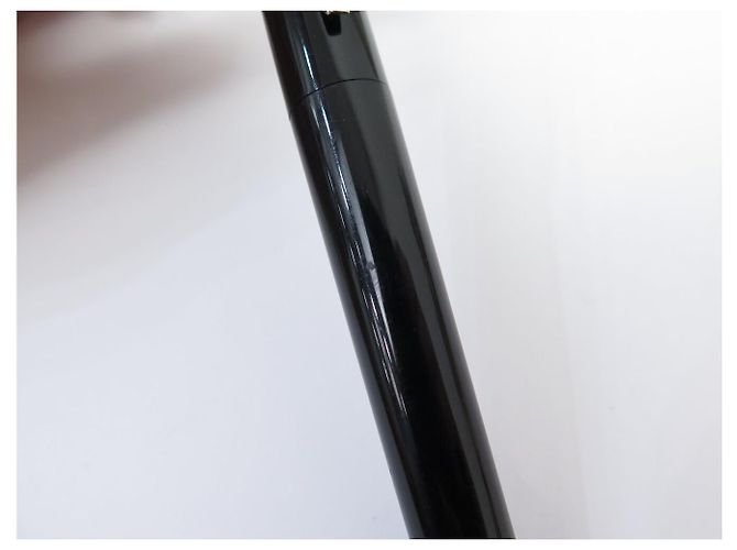MONTBLANC HERITAGE COLLECTION 1912 112524 CAPLESS ROLLERBALL STIFT Schwarz - Ansicht 8