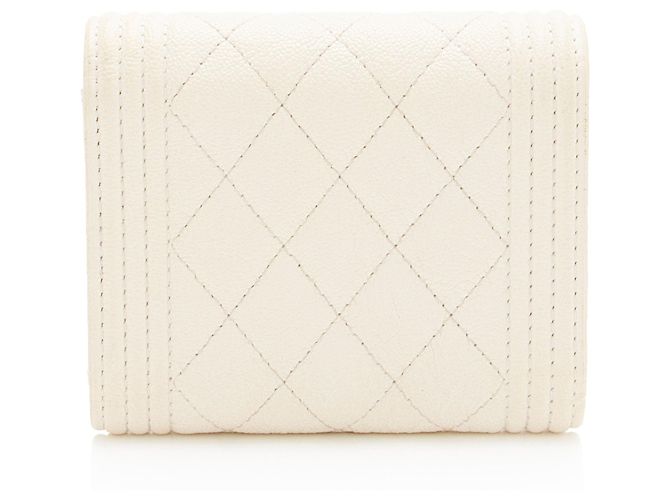 Portafoglio compatto Boy in pelle caviar Chanel Bianco - vista 3