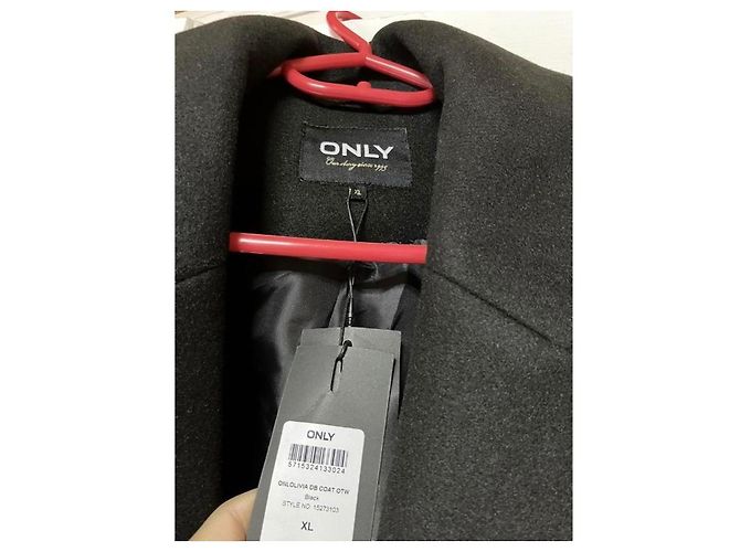 Autre Marque Abrigo ONLY Negro Cruzado Oversize XL - vista 5
