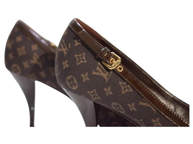 Louis Vuitton Décolleté Punta Monogram Mini Lin Marrone - vista 15