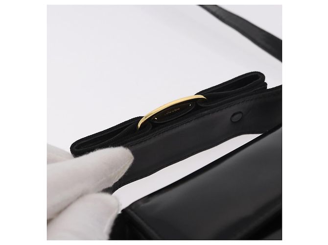 Borsa a tracolla Salvatore Ferragamo Vala in pelle vernice 2way Nero Oro Auth 185471 - vista 14