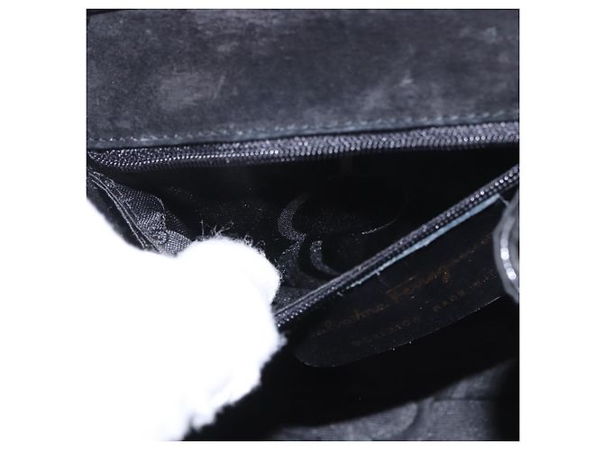 Borsa a tracolla Salvatore Ferragamo Vala in pelle vernice 2way Nero Oro Auth 185471 - vista 24