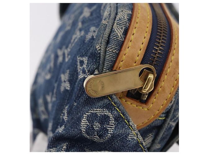 LOUIS VUITTON Monogram Denim Marsupio Body Bag Blue M95347 LV Auth 184945SAV - vista 18