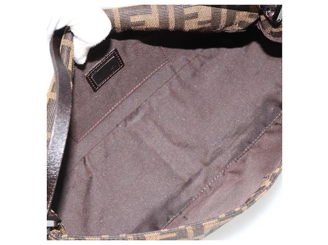 FENDI Zucca Canvas Mamma Baguette Shoulder Bag Black Brown Auth 184907SAM Castaño Negro - vista 10