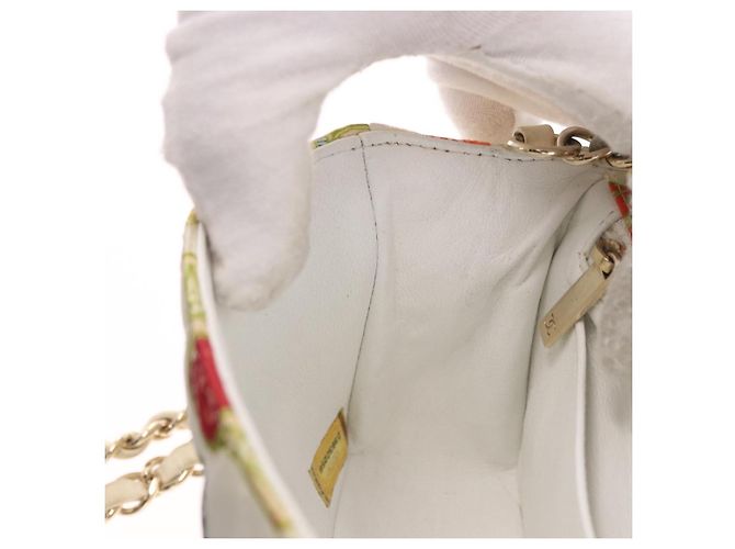 CHANEL Cuba Collection Matelasse 20 Chain Bag Satin White Gold CC Auth 185394SM Bianco D'oro - vista 22