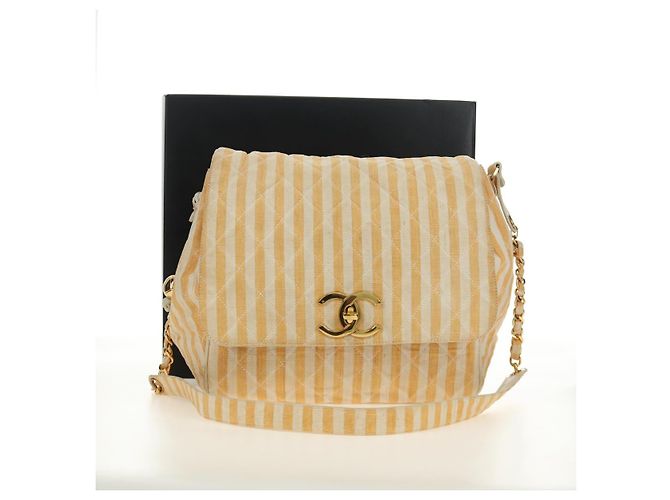CHANEL Matelasse Chain Shoulder Bag Canvas Beige Gold CC Auth BA13294M D'oro - vista 12