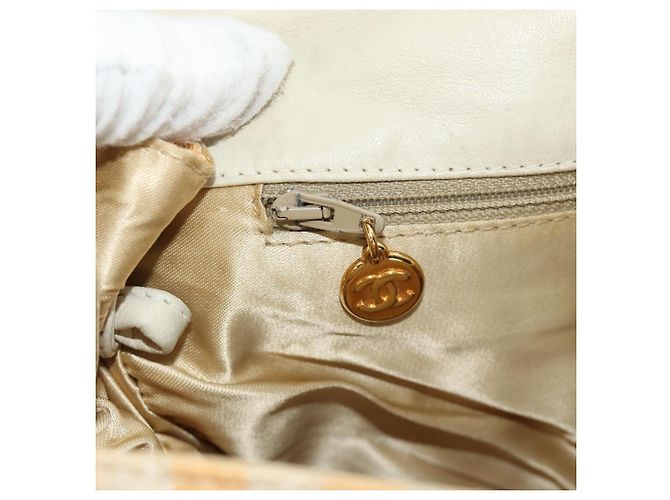 CHANEL Matelasse Chain Shoulder Bag Canvas Beige Gold CC Auth BA13294M D'oro - vista 29