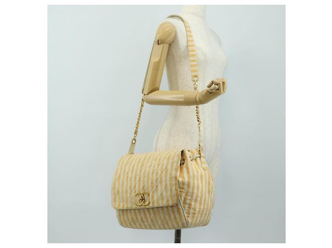 CHANEL Matelasse Chain Shoulder Bag Canvas Beige Gold CC Auth BA13294M D'oro - vista 31