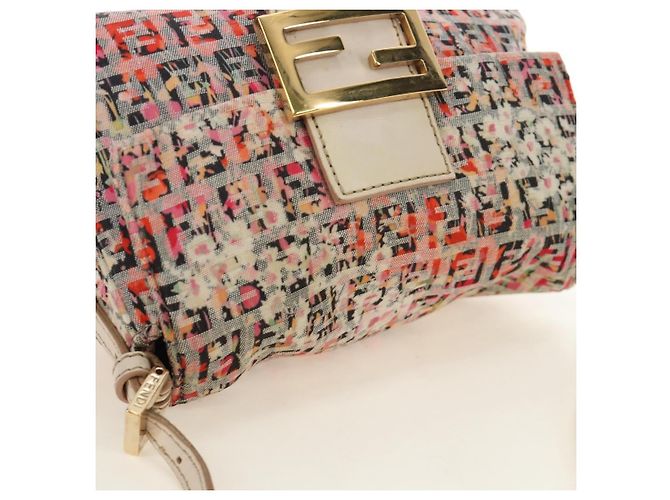 Borsa a tracolla FENDI Zucchino Canvas Mamma Baguette Rosa Oro Auth 165298SAV - vista 6