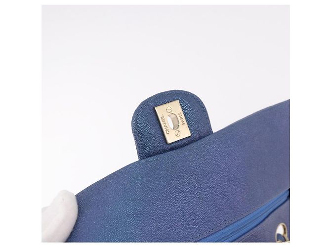 CHANEL Borsa a Spalla Chain Matelasse 25 Pelle di Caviale Blu Oro CC Auth 185395SM D'oro - vista 22