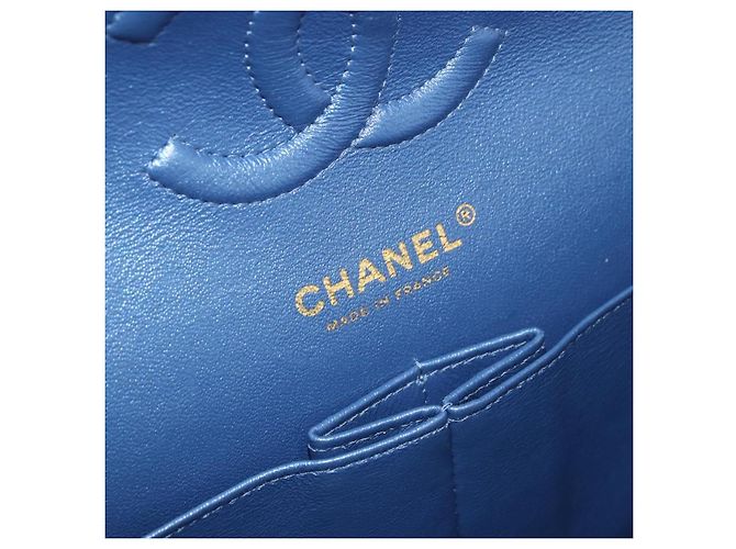 CHANEL Borsa a Spalla Chain Matelasse 25 Pelle di Caviale Blu Oro CC Auth 185395SM D'oro - vista 25