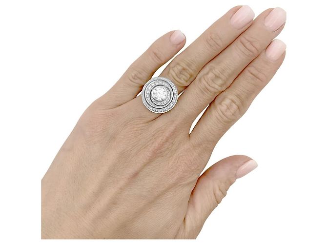 Anello Boucheron, "Idylle", oro bianco e diamanti. - vista 6