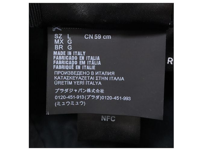 Cappellino in nylon nero Prada - vista 8