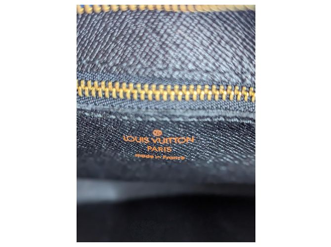 Louis Vuitton Jeune Fille PM Pelle Epi Blu - vista 2