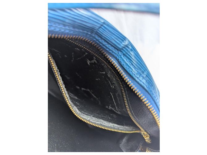 Louis Vuitton Jeune Fille PM Pelle Epi Blu - vista 6