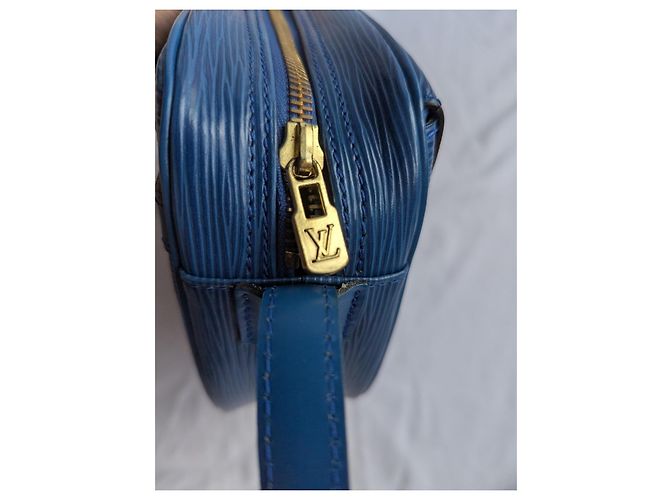 Louis Vuitton Jeune Fille PM Pelle Epi Blu - vista 9