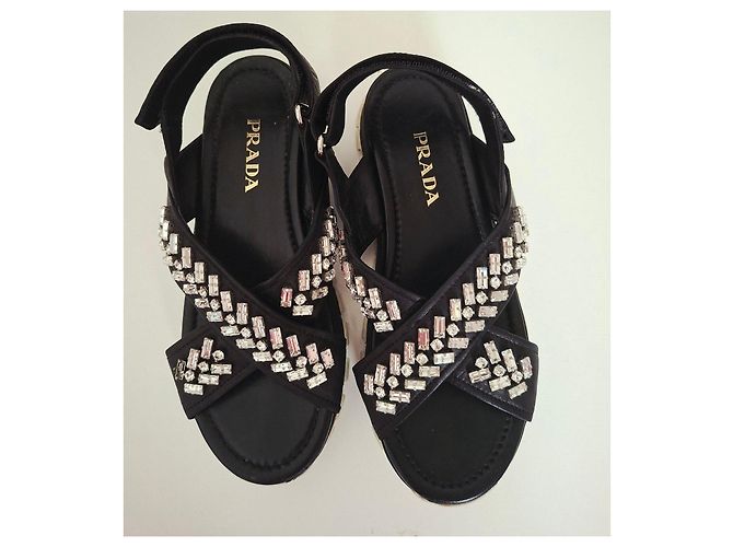 Sandálias de couro Prada Cloudbust com strass Preto - vista 2