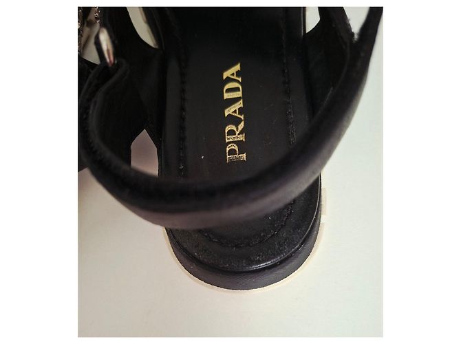 Sandálias de couro Prada Cloudbust com strass Preto - vista 8