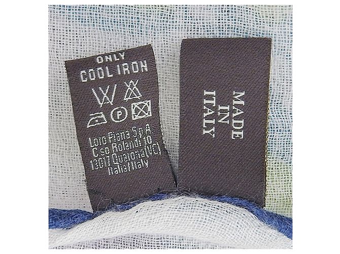 Autre Marque Sciarpa in cashmere Loro Piana con logo floreale Bianco - vista 8