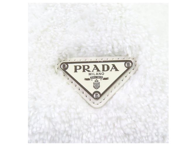 Borsa Tote in spugna Prada con logo Triangle Nero Bianco - vista 10