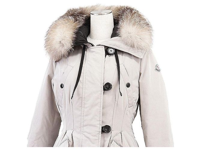 Moncler AREDHEL GIUBBOTTO Abrigo de plumón con piel de zorro Beige - vista 2