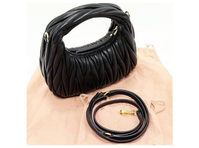 Borsa 2way Wander in pelle di pecora matelassé Miu Miu Nero - vista 3