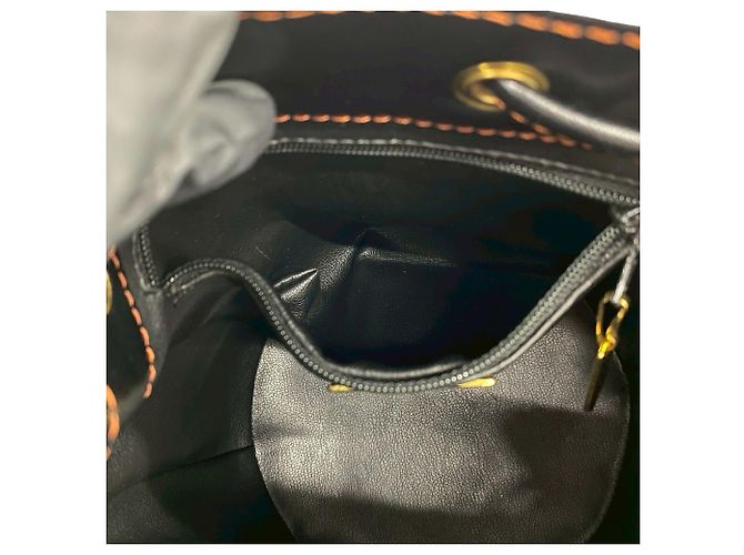 Borsa a tracolla in pelle con coulisse Yves Saint Laurent Nero Arancione - vista 10
