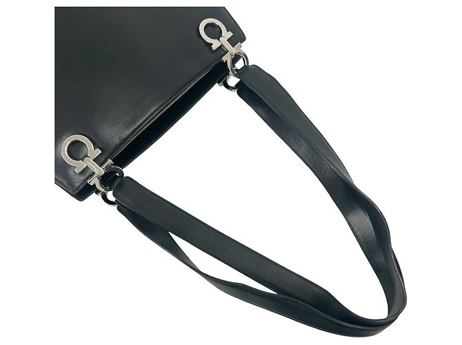 Salvatore Ferragamo Gancini Logo Hardware Leder Tote Bag Schwarz - Ansicht 4