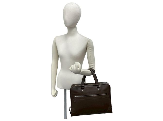Borsa da Business Louis Vuitton Igor in pelle Taiga Marrone - vista 2