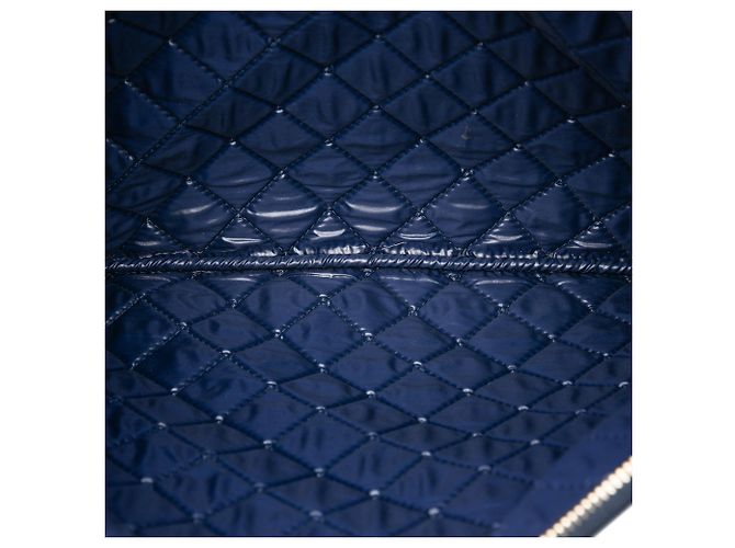 Clutch Chanel Blue Large Quilted Lambskin Boy O Case Blu navy - vista 4