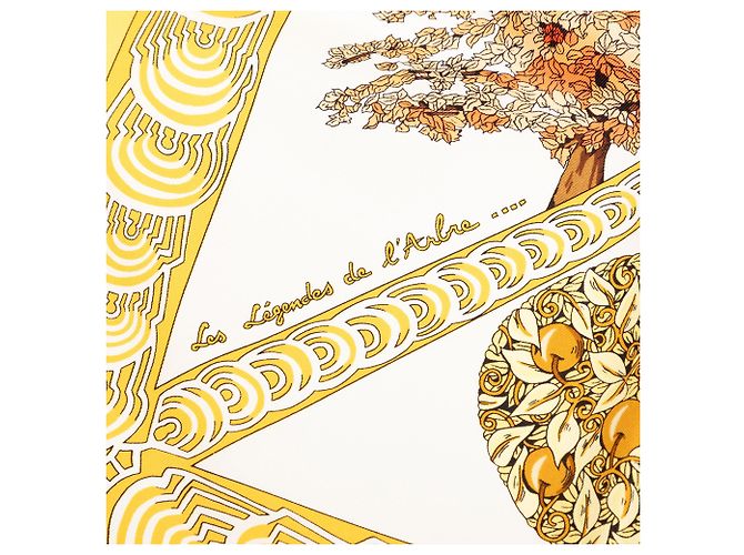 Sciarpa in seta Hermès Yellow Les Legendes de l Arbre 90 Giallo - vista 5