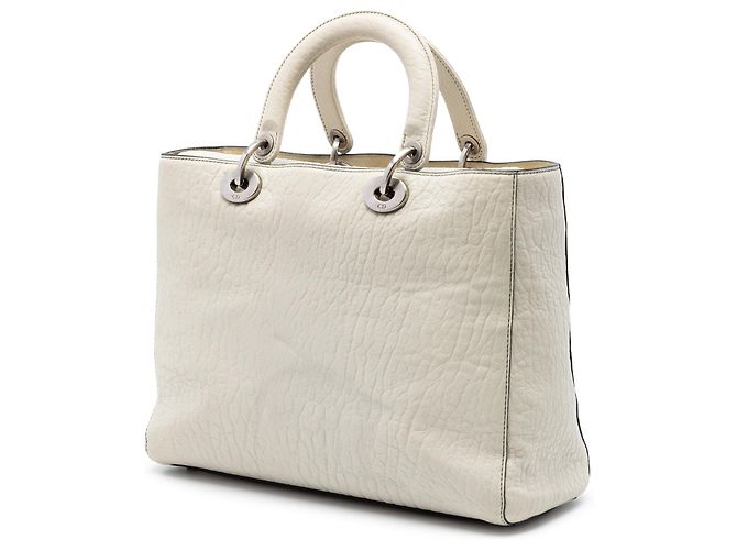 Lady Dior in agnello martellato Canyon bianco Large Bianco sporco - vista 2