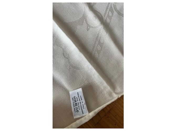 Hermès Seiden- und Kaschmirschal Weiß - Ansicht 3