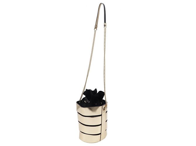 Sac seau Salvatore Ferragamo en cuir doré à effet cage - vue 2