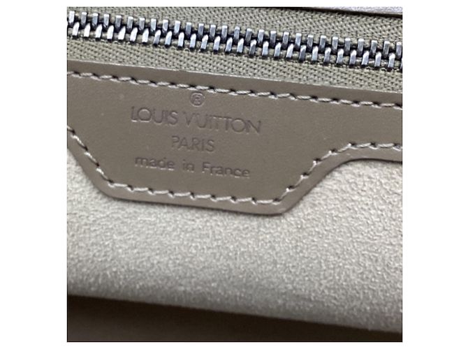 Louis Vuitton Lussac Shoulder Bag in Brown Epi Leather Red - view 16