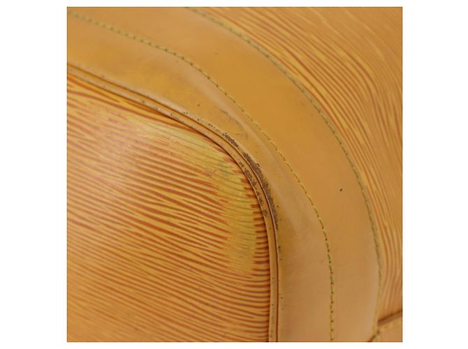 Borsa a tracolla LOUIS VUITTON Epi Noe Tassili Yellow M44009 LV Auth BA13339 - vista 18