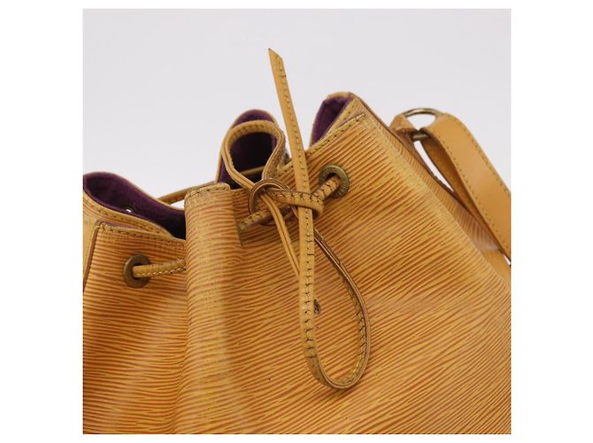 Borsa a tracolla LOUIS VUITTON Epi Noe Tassili Yellow M44009 LV Auth BA13339 - vista 20
