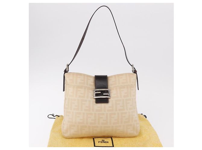 FENDI Zucca Canvas Mamma Baguette Shoulder Bag Beige Argento Autentica 184984SAV - vista 12