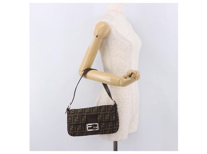 FENDI Zucca Canvas Mamma Baguette Shoulder Bag Black Brown Auth 184826M Marrone Nero - vista 27