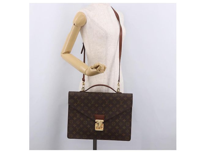 LOUIS VUITTON Monogram Porte Documents Bandouliere Bag M53338 LV Auth 184557 Monogramma - vista 27